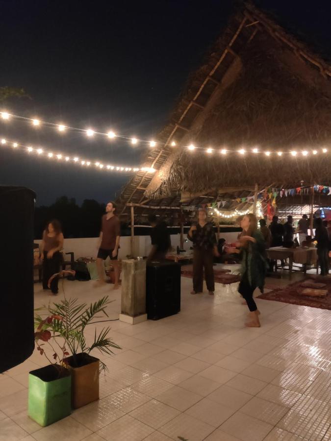 Woodpacker Hostel Auroville Pondicherry Esterno foto